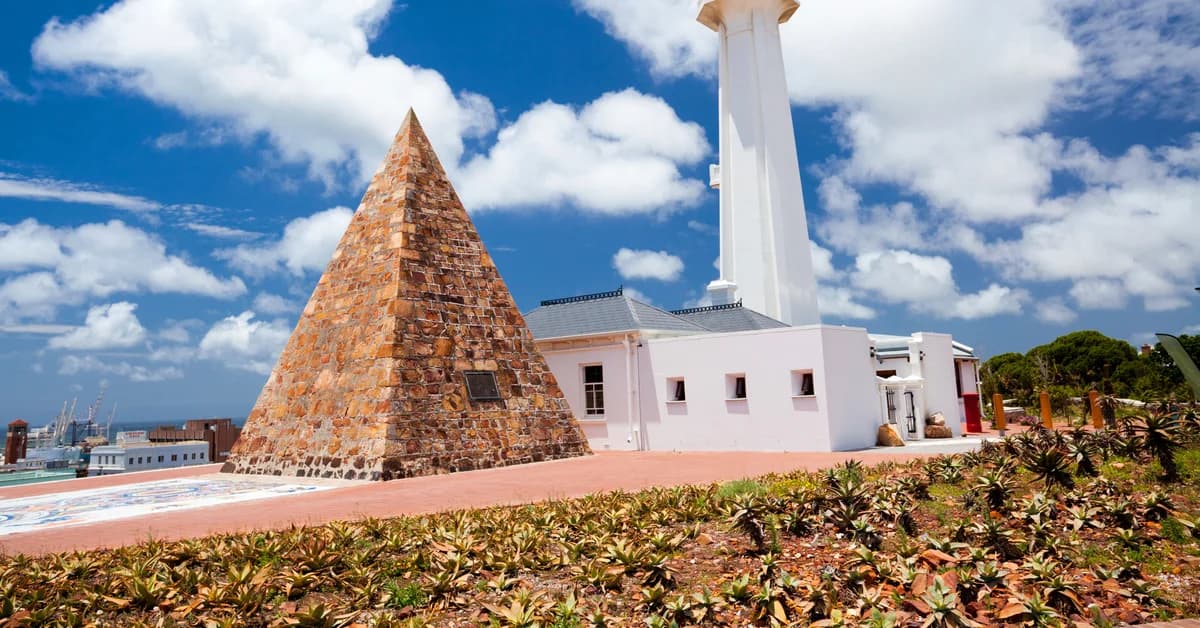 ๐ฟ๐ฆ Port Elizabeth